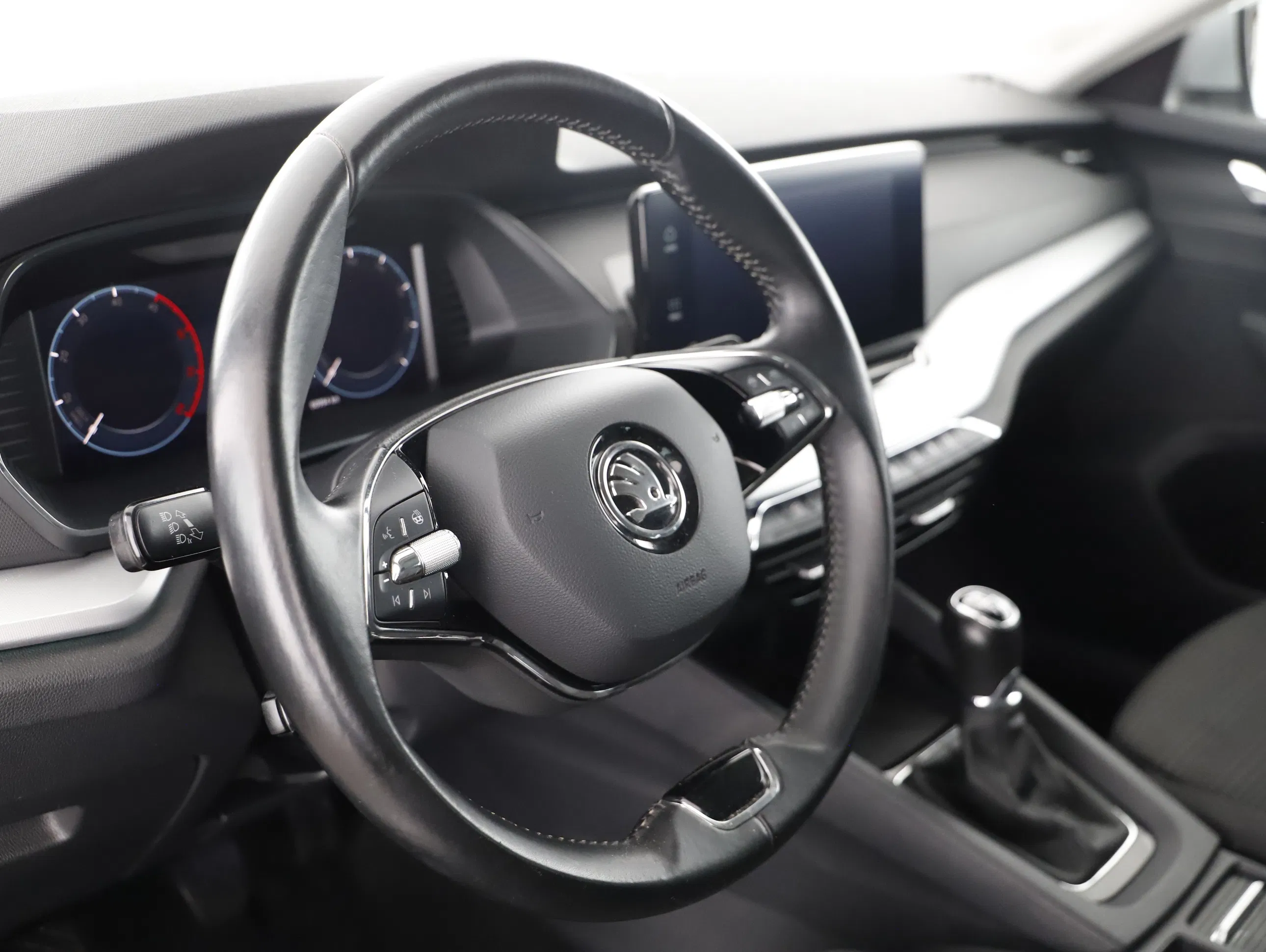 Skoda Octavia Combi 2.0 TDI Business | Bild 17 von 30