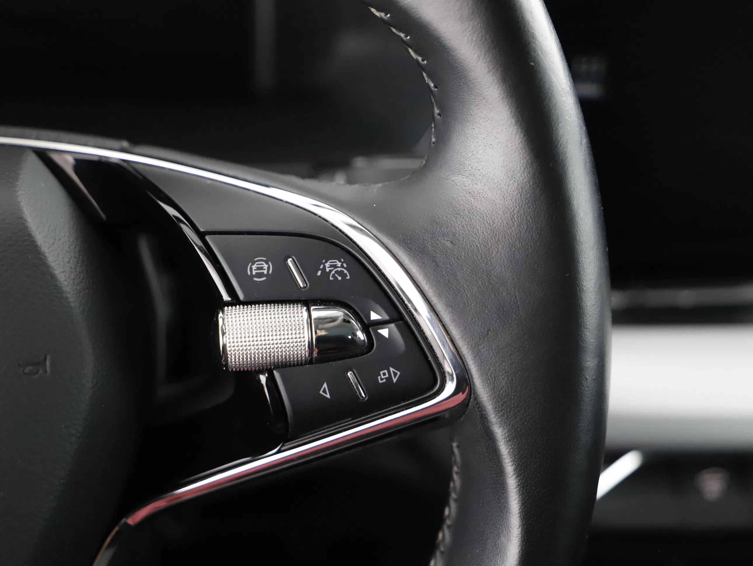 Skoda Octavia Combi 2.0 TDI Business | Bild 18 von 30