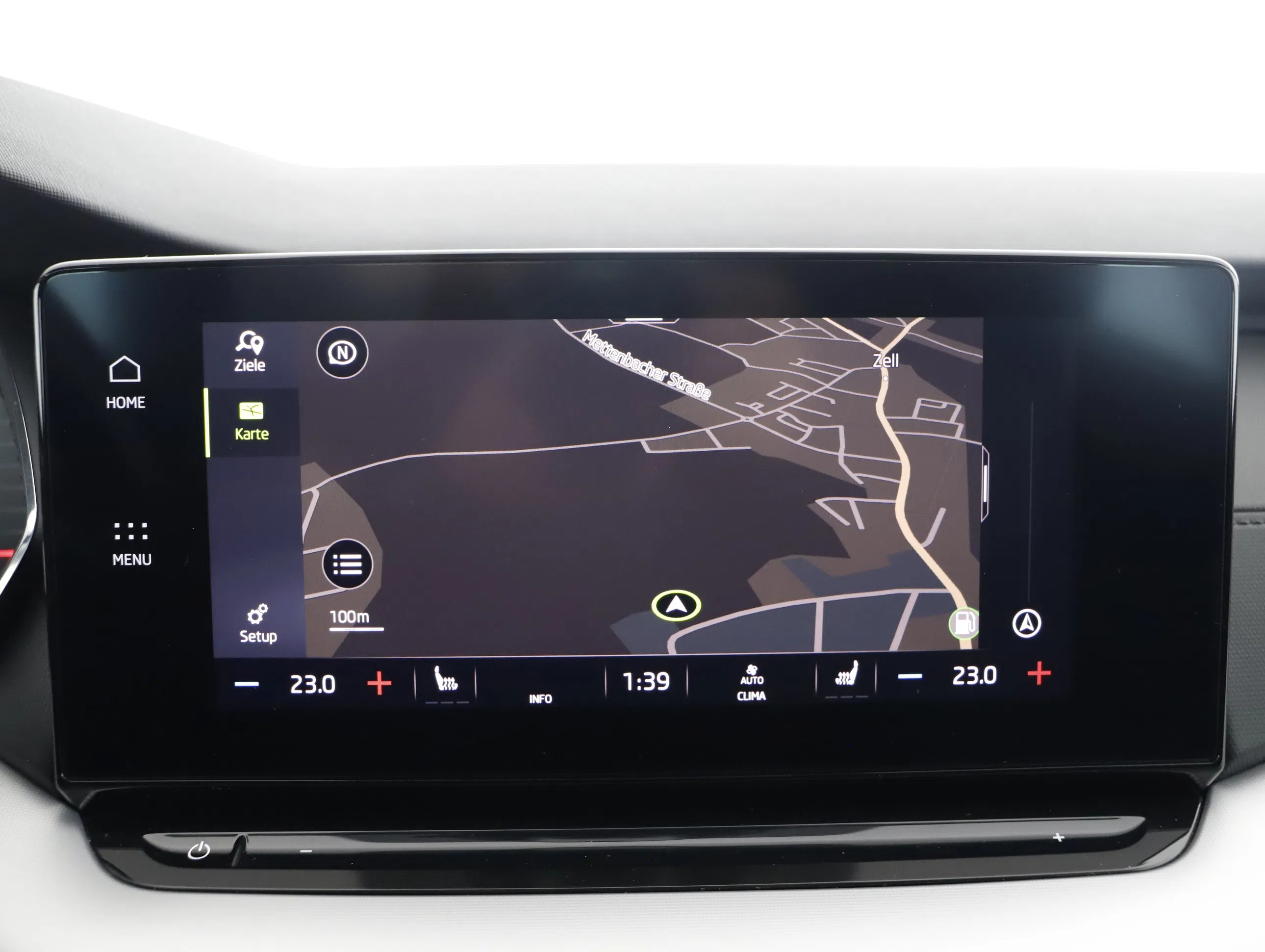 Skoda Octavia Combi 2.0 TDI Business | Bild 22 von 30