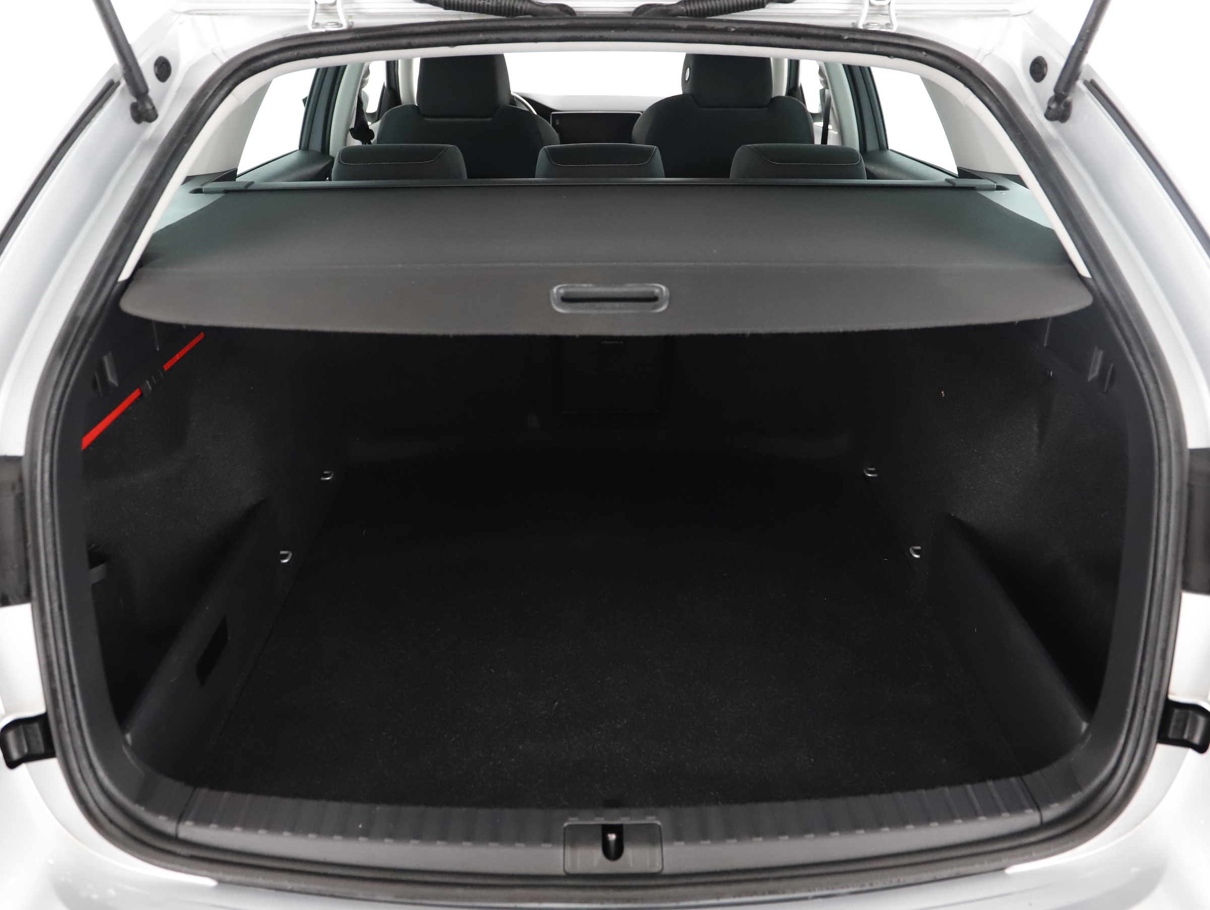 Skoda Octavia Combi 2.0 TDI Business | Bild 25 von 30