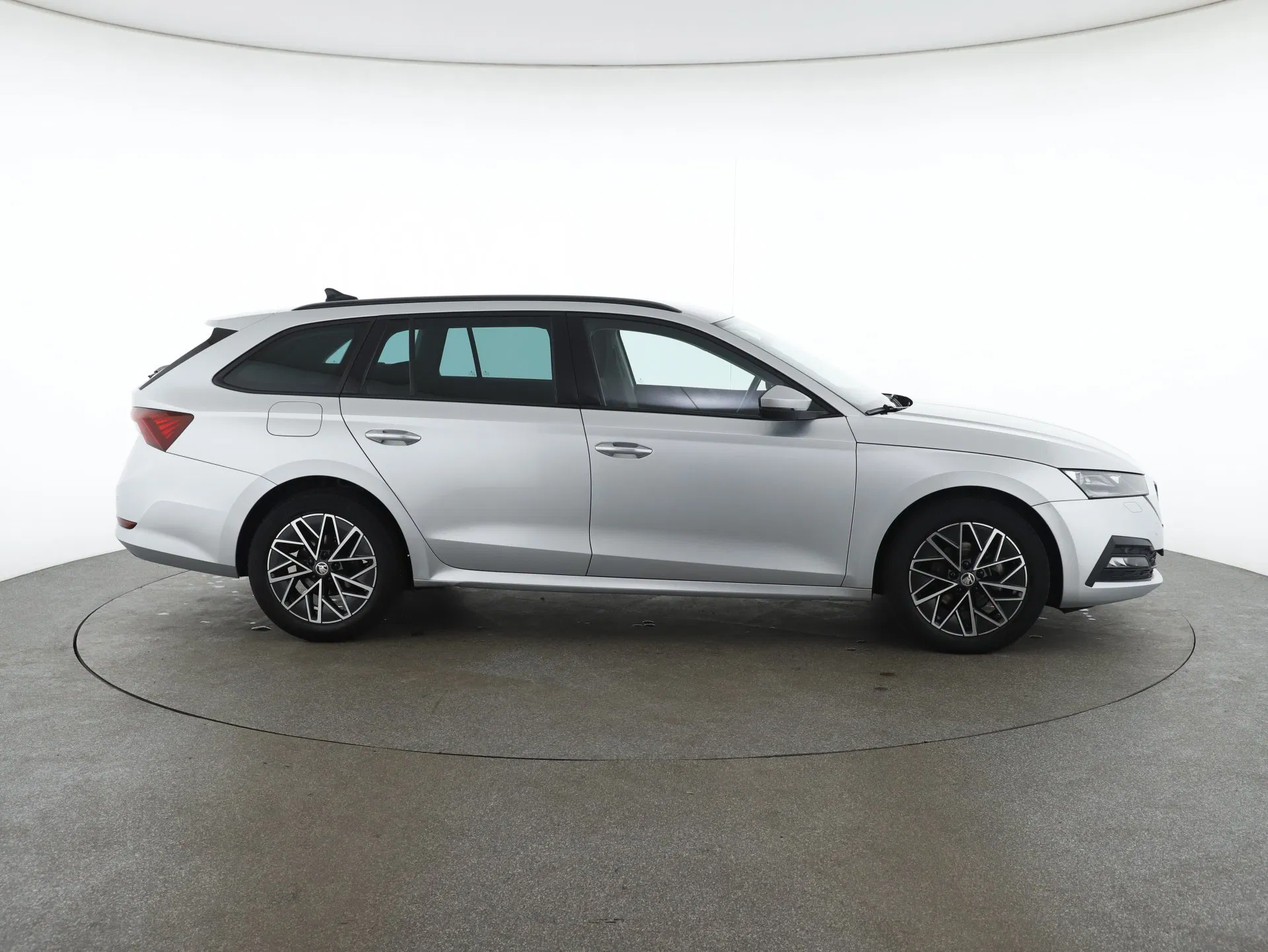 Skoda Octavia Combi 2.0 TDI Business | Bild 5 von 30