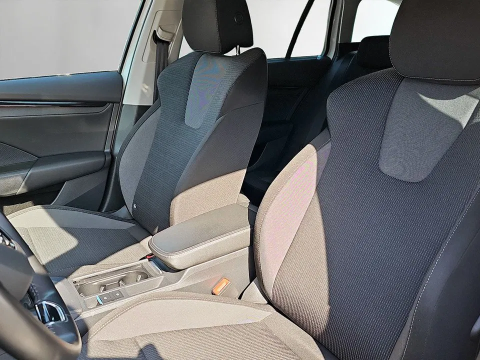 Skoda Octavia Combi 2.0 TDI Business | Bild 7 von 23