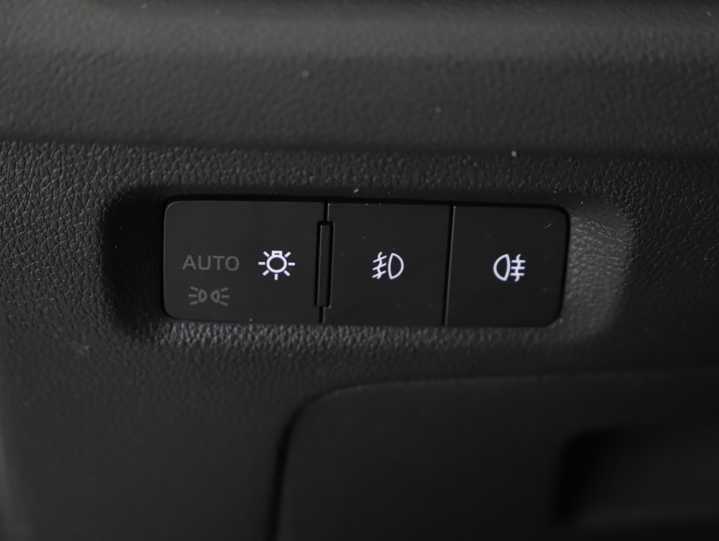 Skoda Octavia Combi 2.0 TDI Ambition | Bild 6 von 23