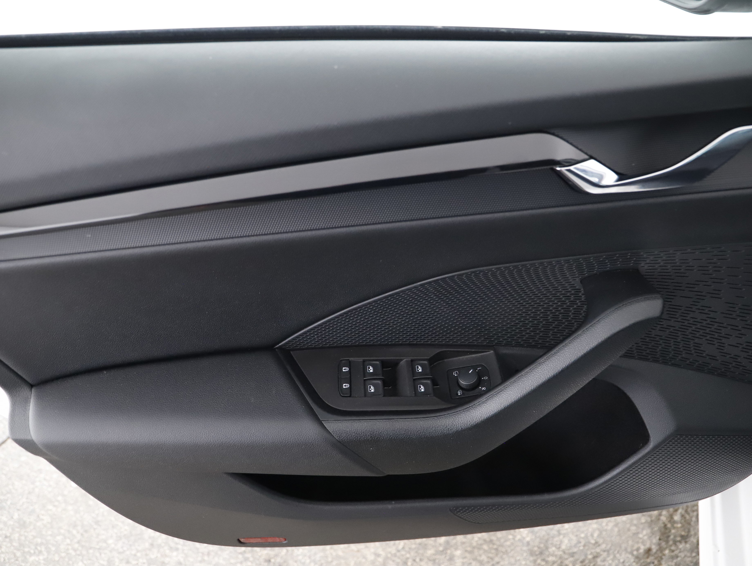 Skoda Octavia Combi 2.0 TDI Ambition | Bild 4 von 23