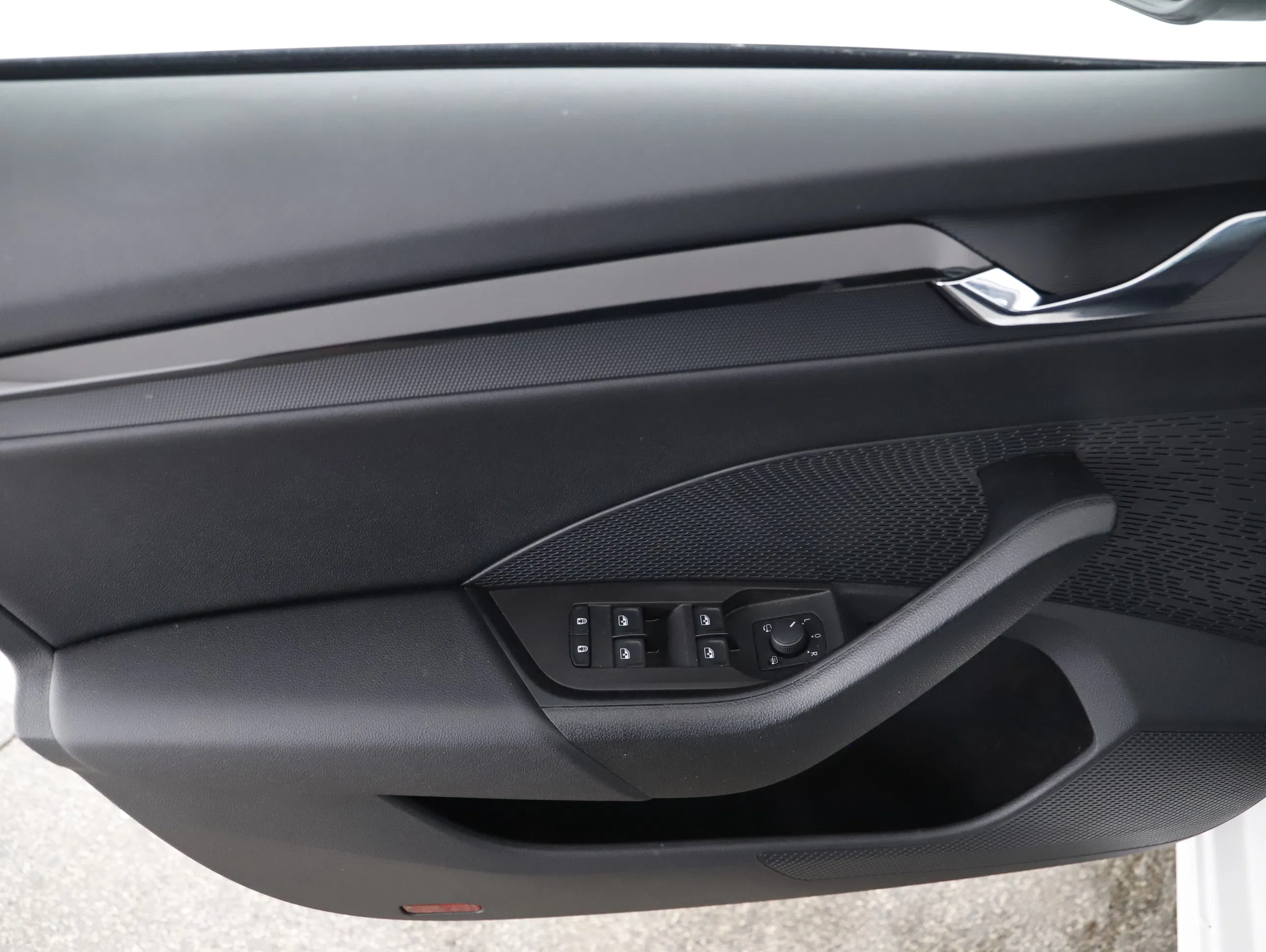 Skoda Octavia Combi 2.0 TDI Ambition | Bild 4 von 23