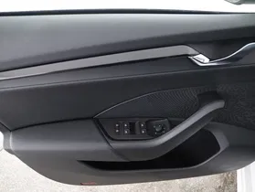 Skoda Octavia Combi 2.0 TDI Ambition | Thumbnail 4 von 23