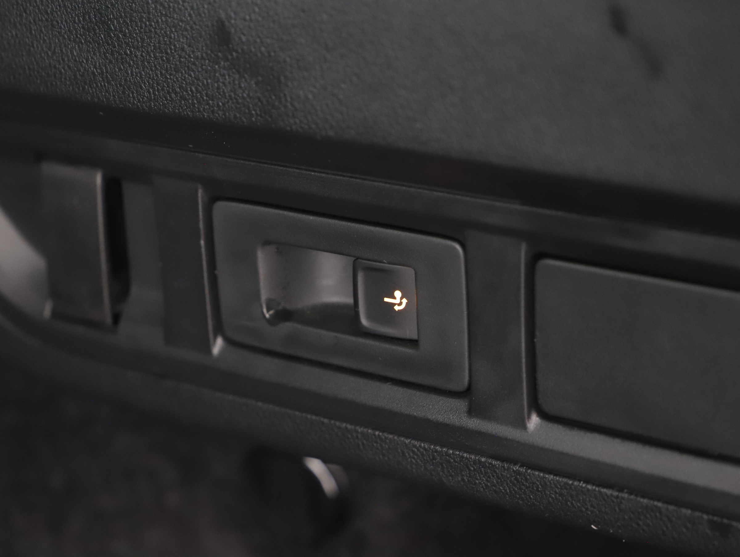 Skoda Octavia Combi 2.0 TDI Ambition | Bild 20 von 23