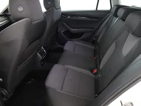 Skoda Octavia Combi 2.0 TDI Ambition | Thumbnail 18 von 23
