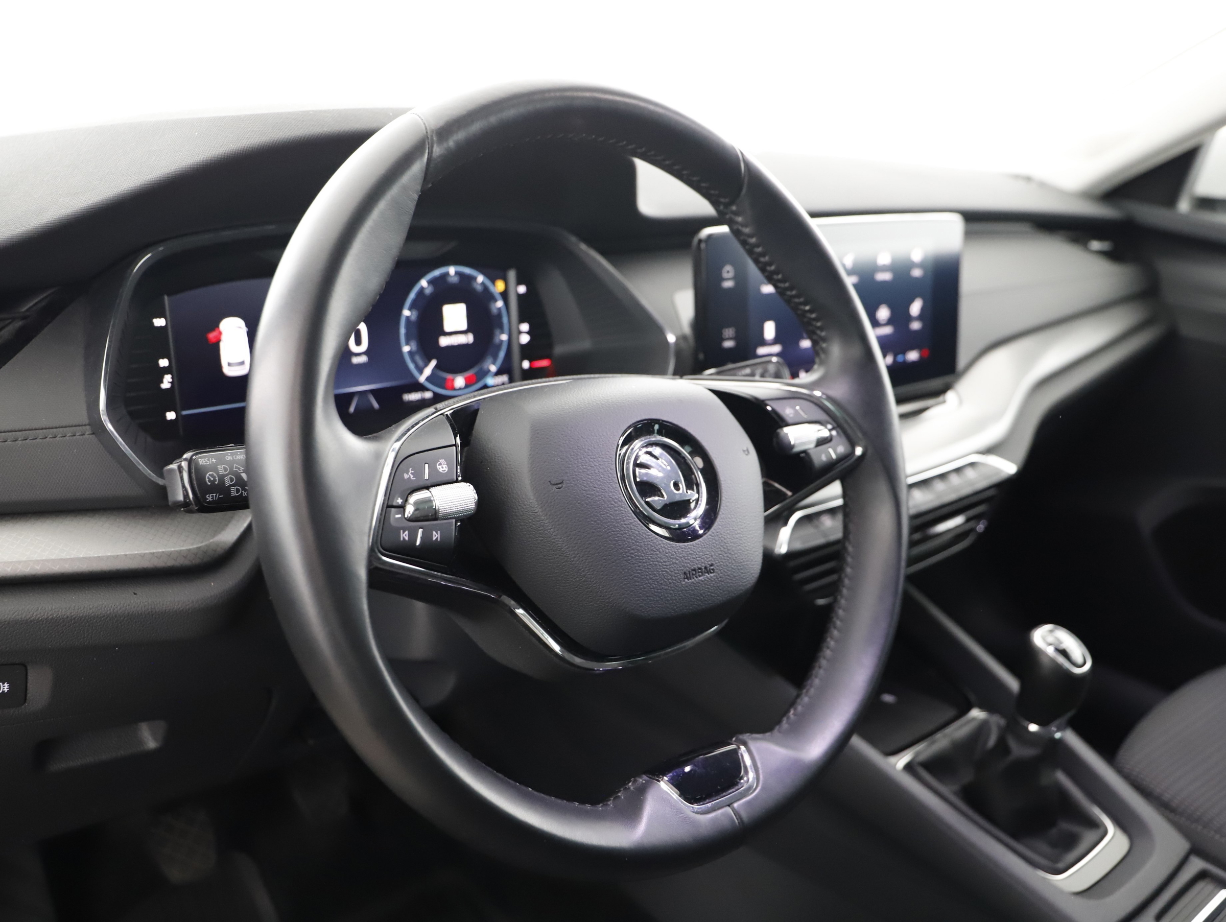 Skoda Octavia Combi 2.0 TDI Ambition | Bild 8 von 23