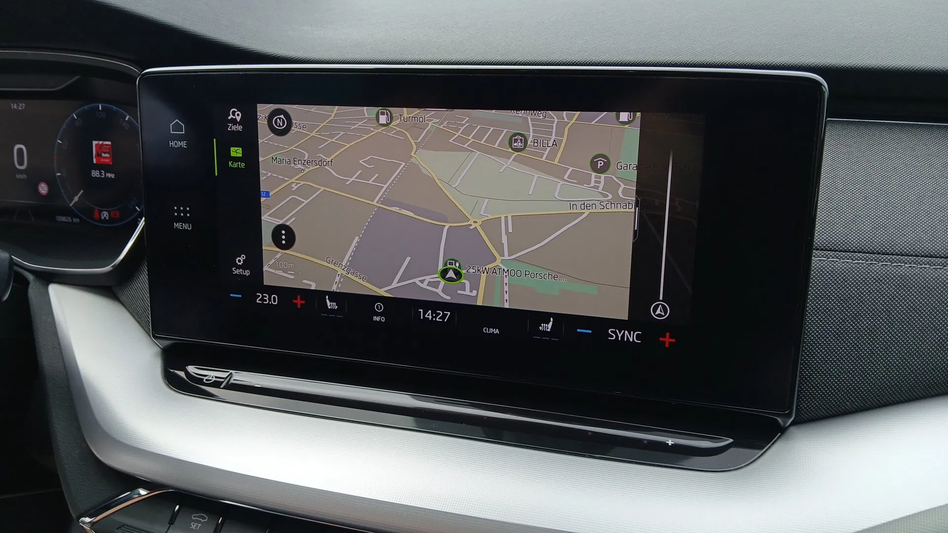 Skoda Octavia Combi 2.0 TDI DSG Style | Bild 17 von 23