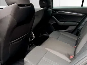 Skoda Octavia Combi 2.0 TDI DSG Style | Thumbnail 20 von 23