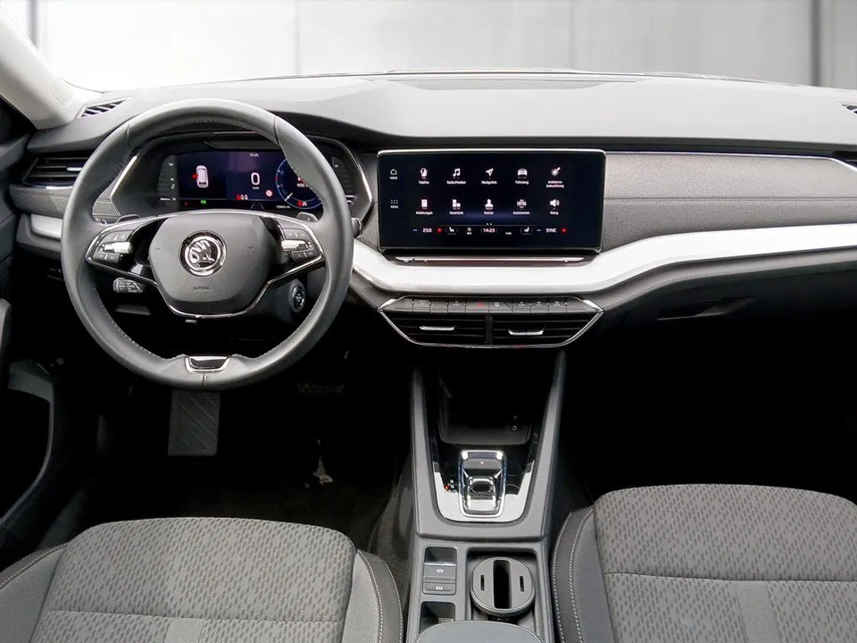 Skoda Octavia Combi 2.0 TDI DSG Style | Bild 11 von 23