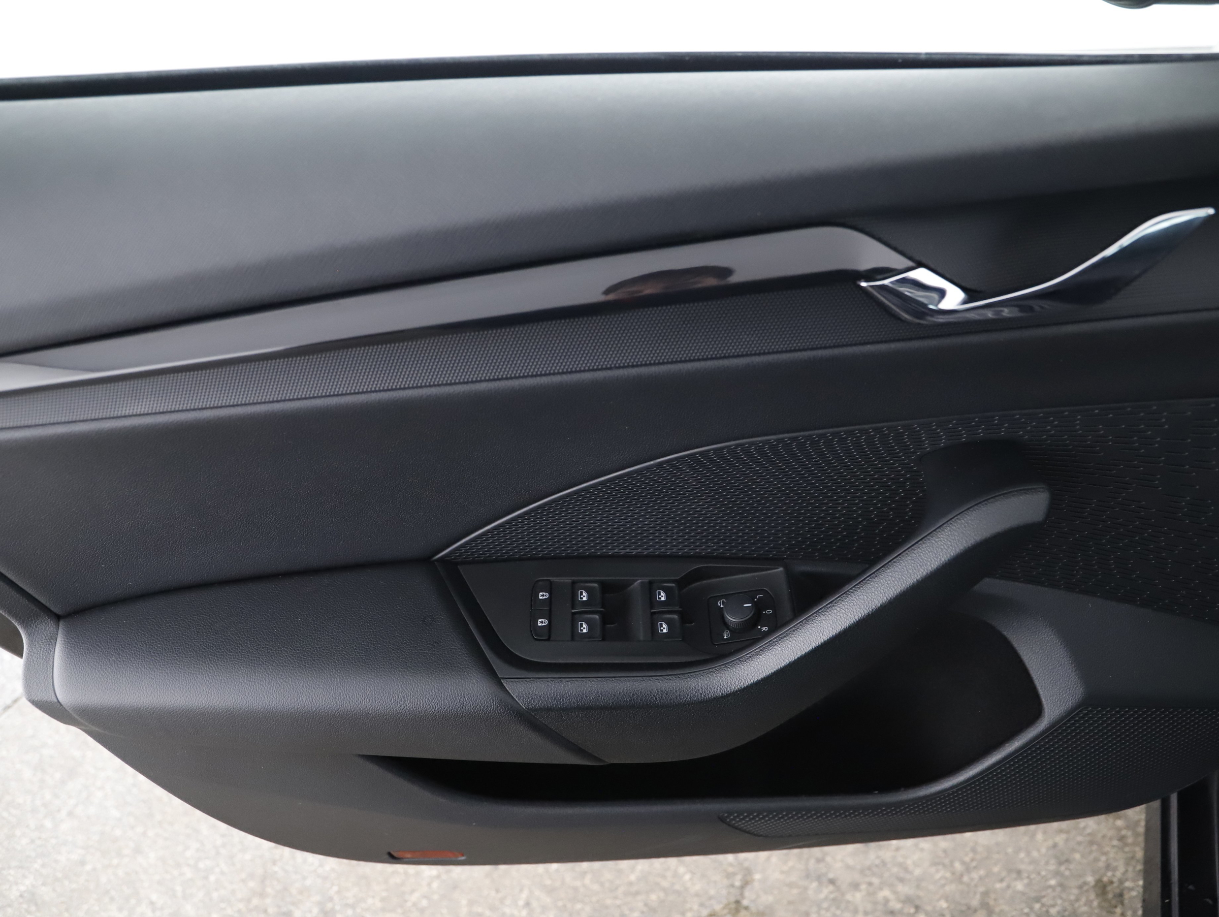 Skoda Octavia Combi 2.0 TDI Ambition | Bild 14 von 22