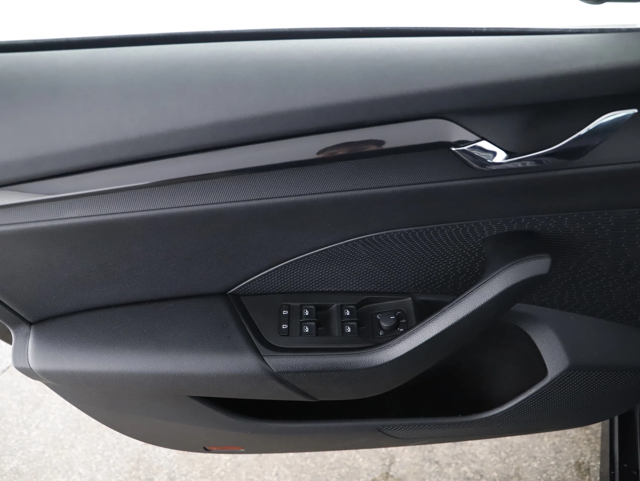 Skoda Octavia Combi 2.0 TDI Ambition | Bild 14 von 22