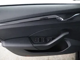 Skoda Octavia Combi 2.0 TDI Ambition | Thumbnail 14 von 22