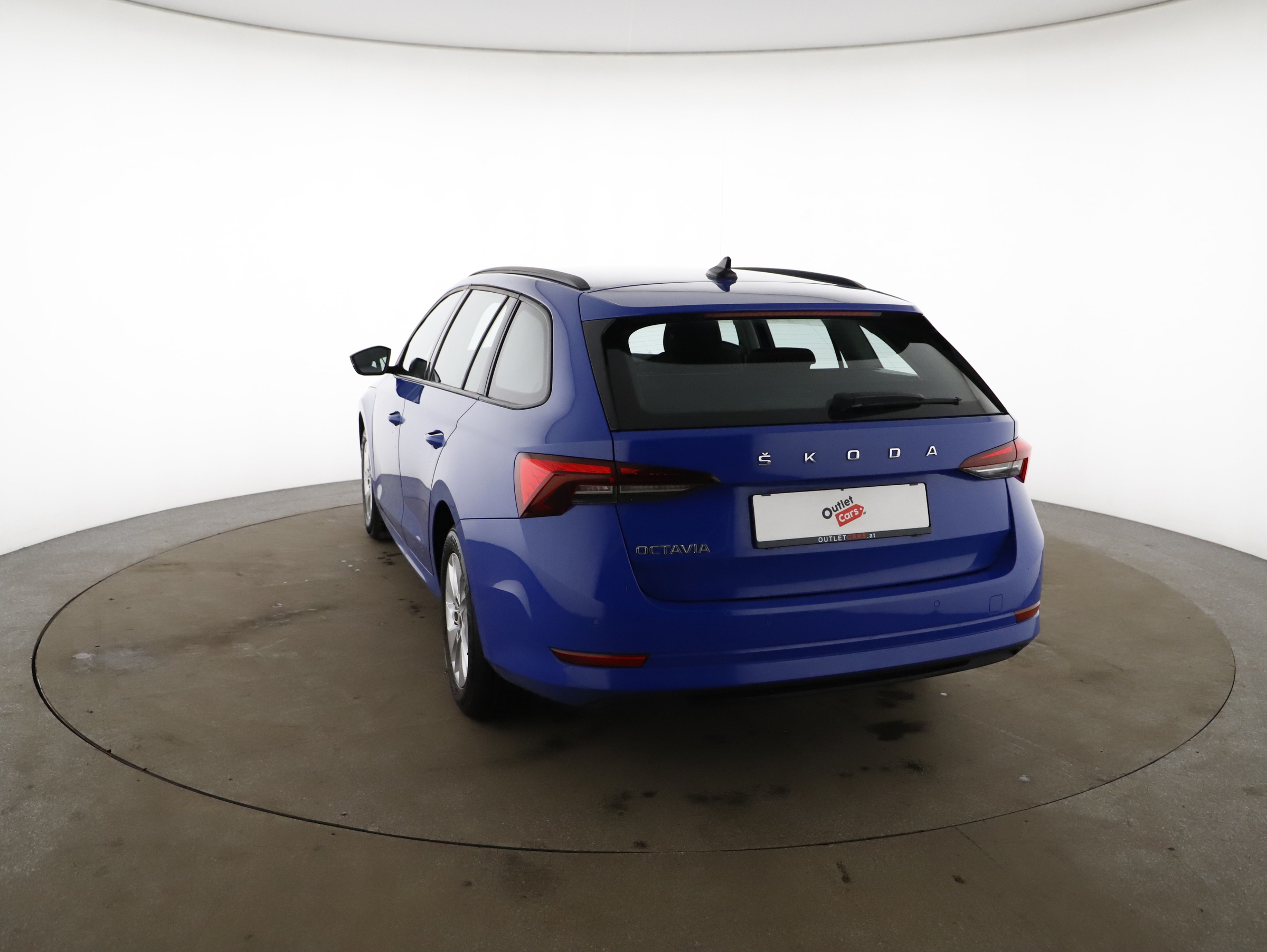 Skoda Octavia Combi 2.0 TDI Amb. | Bild 3 von 21