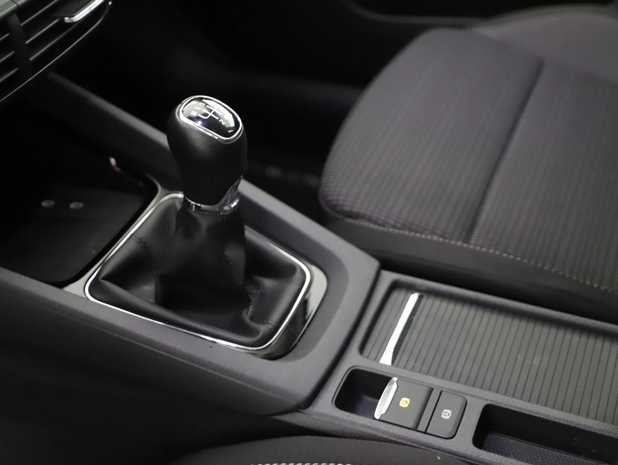 Skoda Octavia Combi 2.0 TDI Amb. | Bild 14 von 21