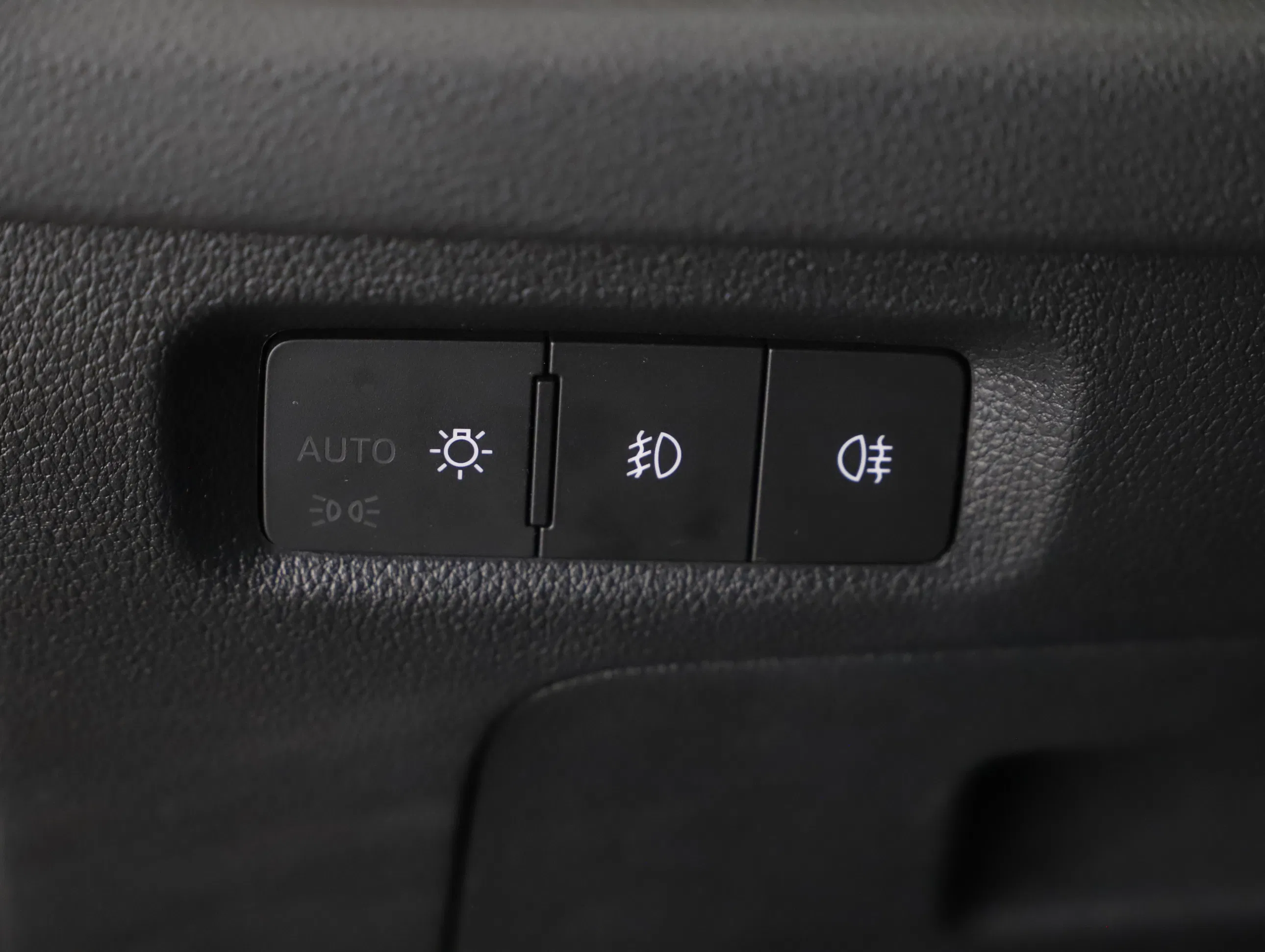 Skoda Octavia Combi 2.0 TDI Style | Bild 14 von 23