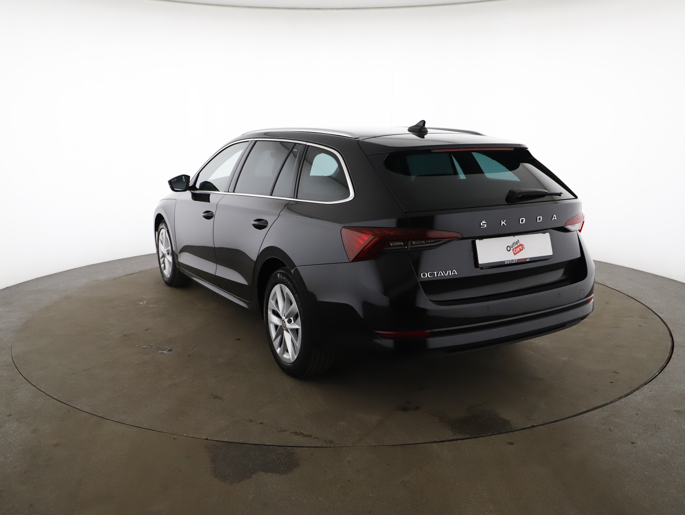 Skoda Octavia Combi 2.0 TDI Style | Bild 19 von 23