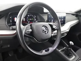 Skoda Octavia Combi 2.0 TDI Style | Thumbnail 5 von 23