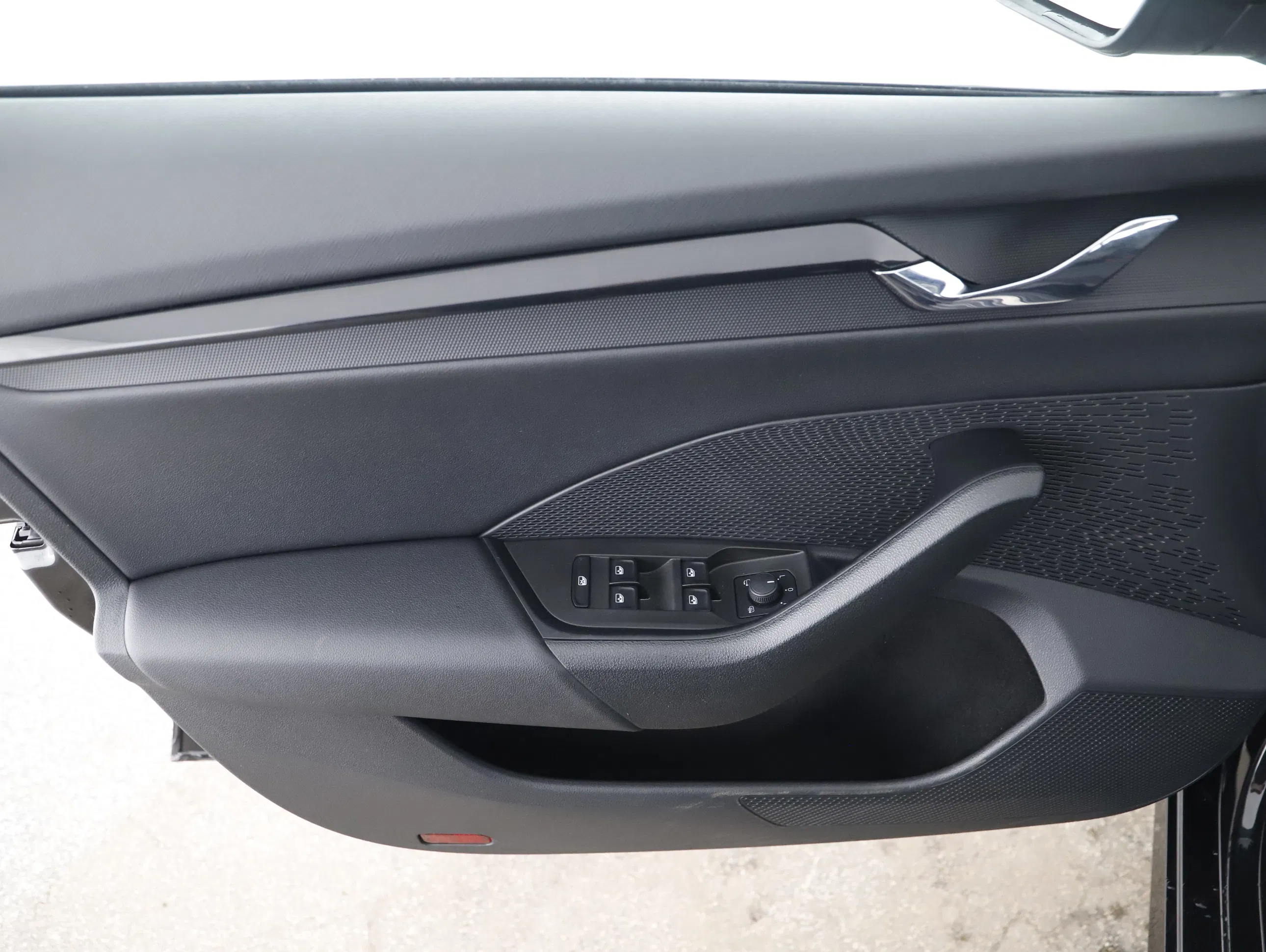 Skoda Octavia Combi 2.0 TDI Ambition | Bild 15 von 22