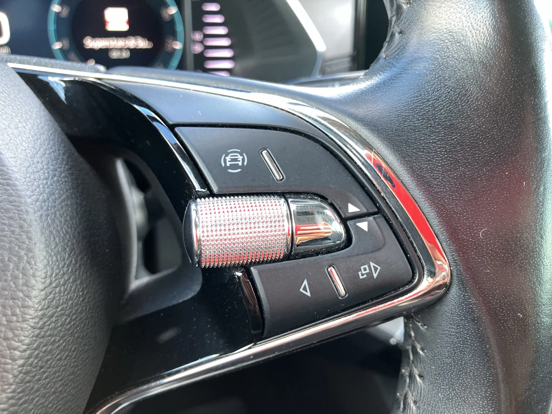 Skoda Octavia Combi 2.0 TDI Business | Bild 15 von 25