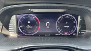 Skoda Octavia Combi 2.0 TDI | Thumbnail 13 von 24