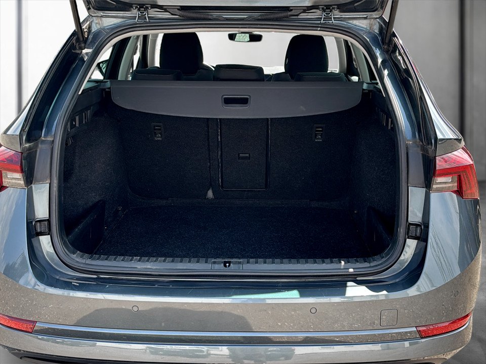 Skoda Octavia Combi 2.0 TDI | Bild 24 von 24
