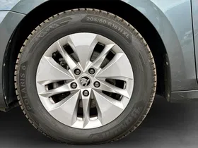 Skoda Octavia Combi 2.0 TDI | Thumbnail 7 von 24