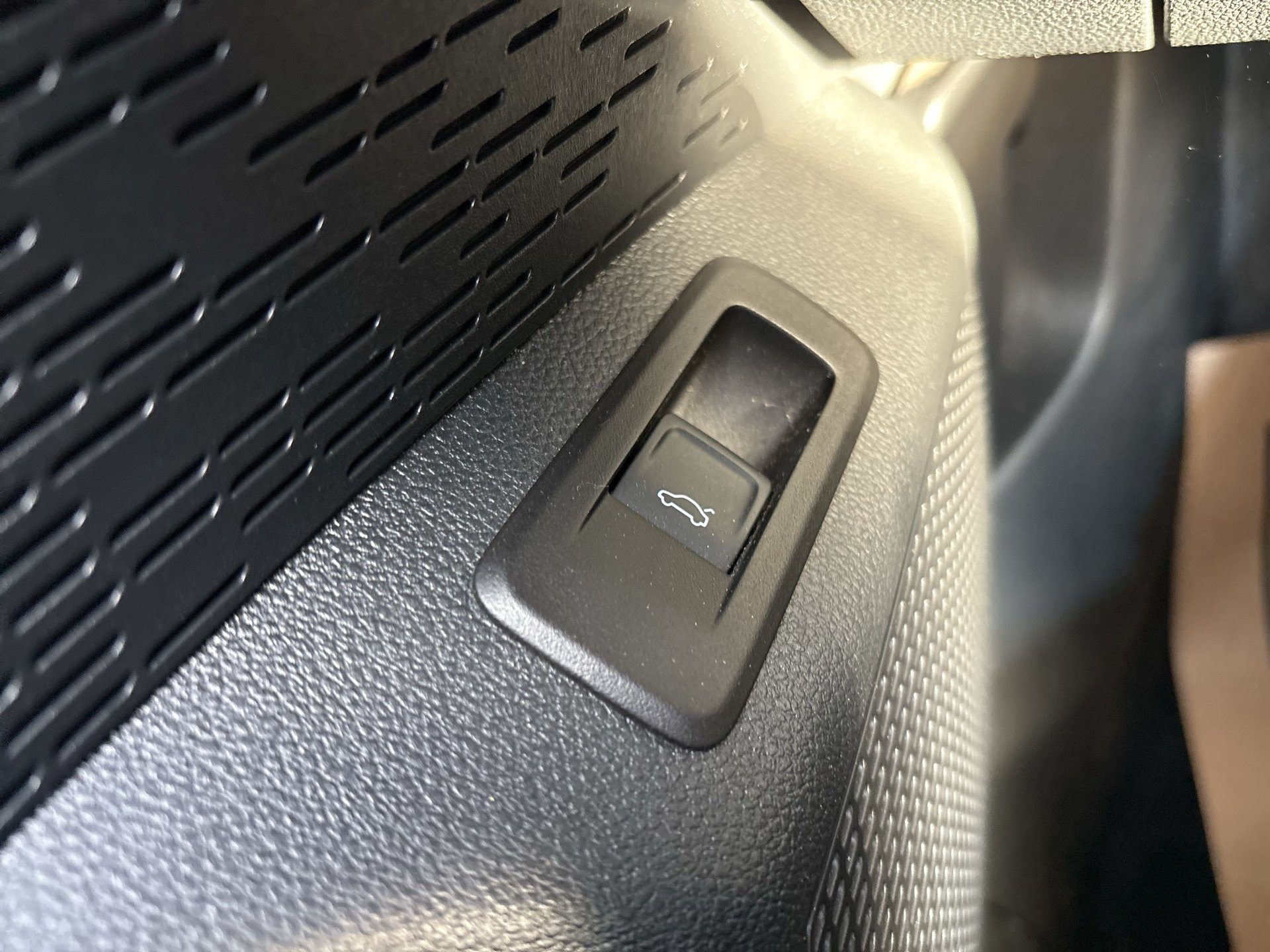 Skoda OCTAVIA Comb. 2.0 TDI | Bild 11 von 25