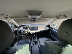 Skoda OCTAVIA Comb. 2.0 TDI | Thumbnail 13 von 25