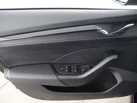 Skoda Octavia Combi 2.0 TDI Ambition | Thumbnail 6 von 23