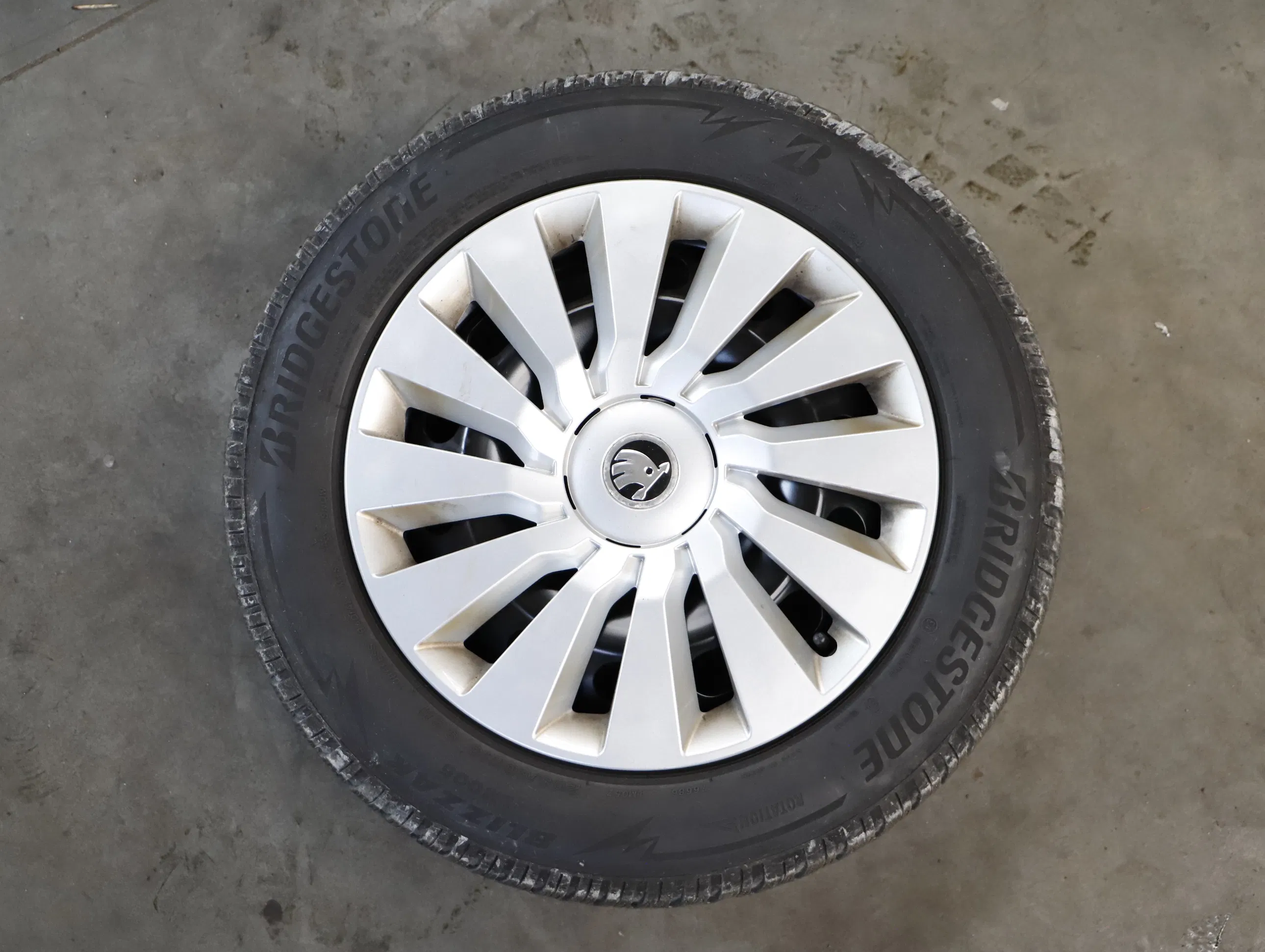 Skoda Octavia Combi 2.0 TDI Ambition | Bild 23 von 23