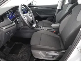 Skoda Octavia Combi 2.0 TDI Ambition | Thumbnail 11 von 31