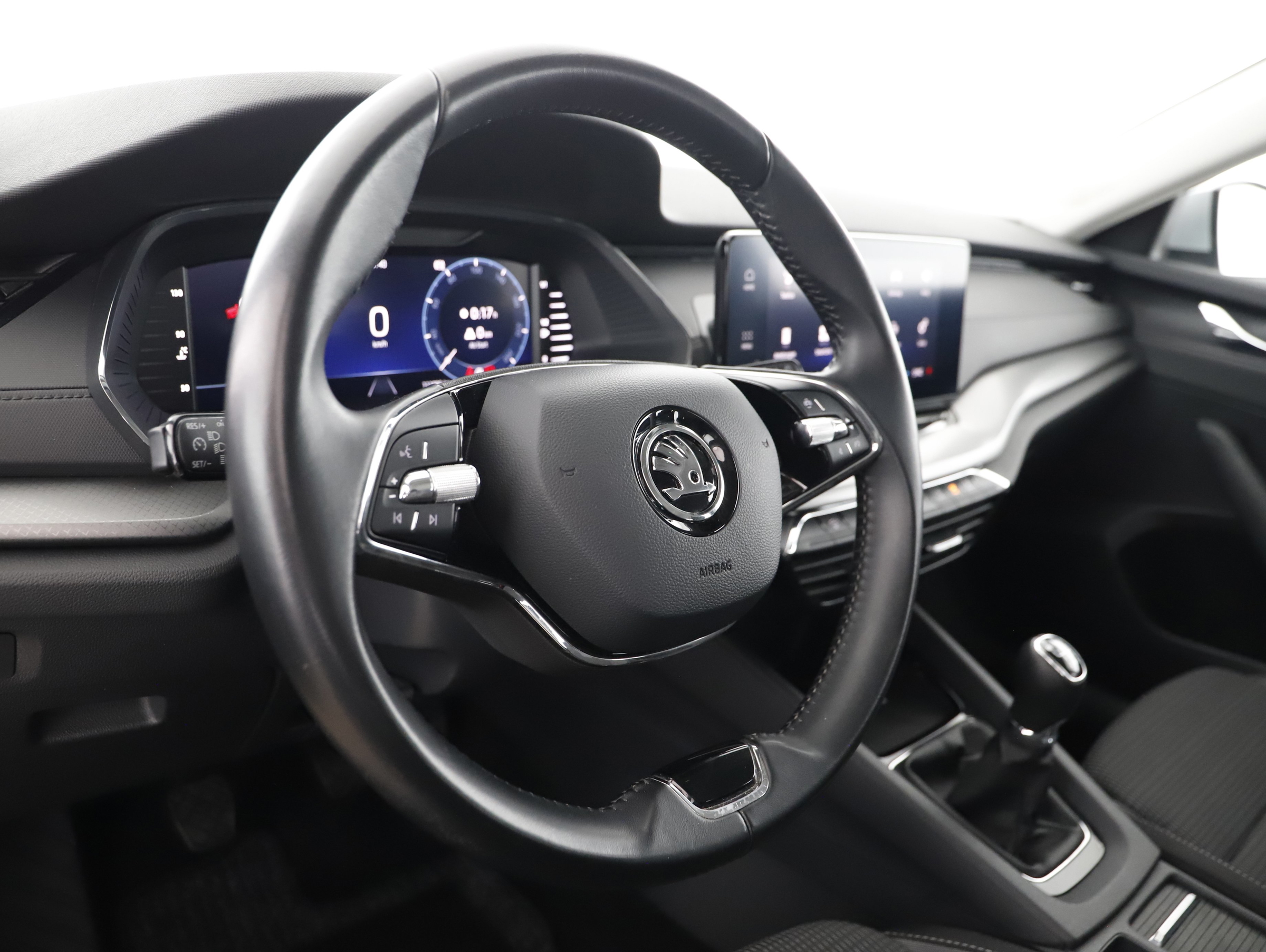 Skoda Octavia Combi 2.0 TDI Ambition | Bild 12 von 31