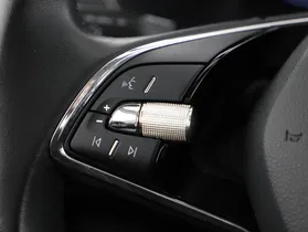 Skoda Octavia Combi 2.0 TDI Ambition | Thumbnail 13 von 31