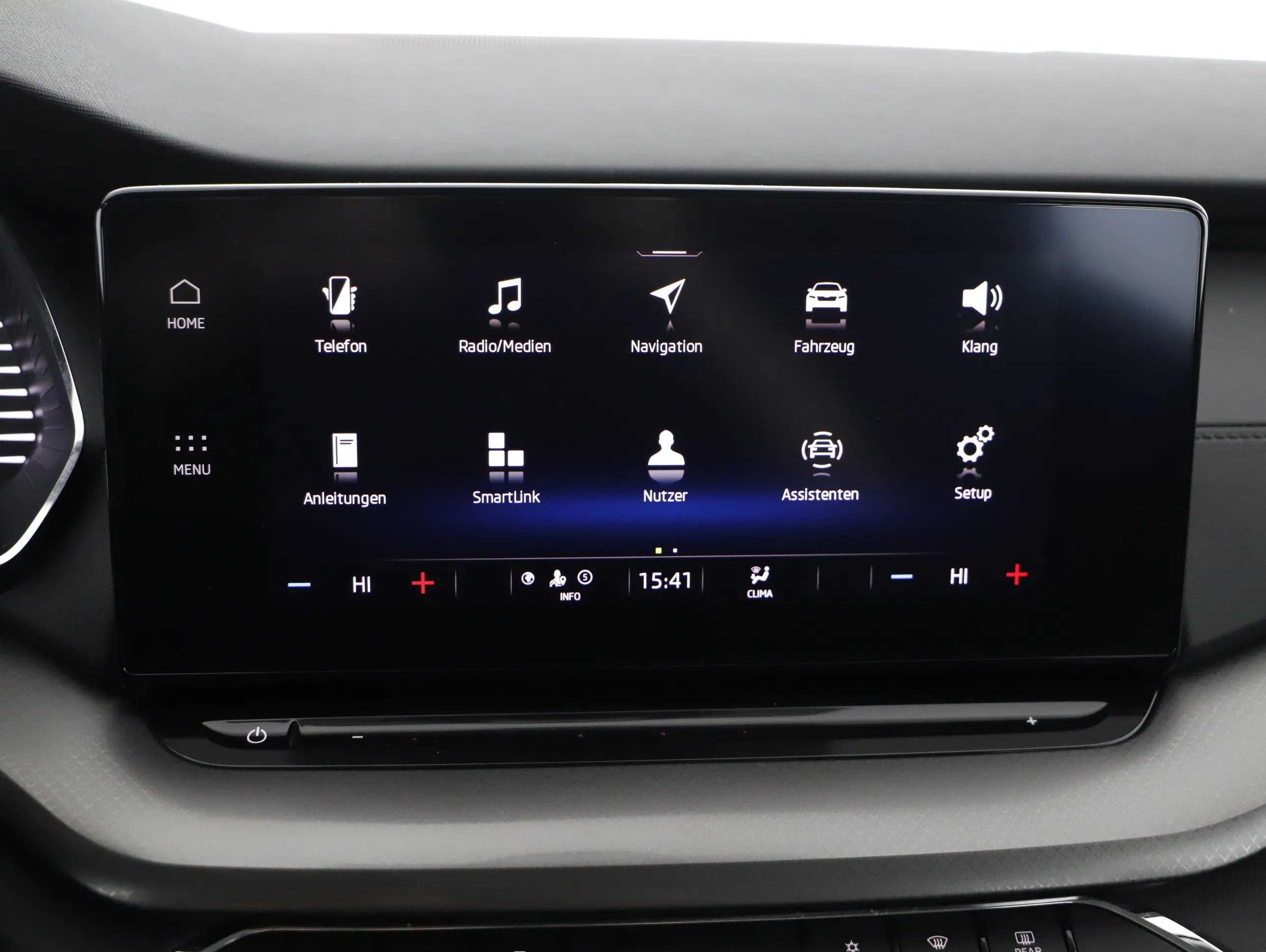 Skoda Octavia Combi 2.0 TDI Ambition | Bild 17 von 31