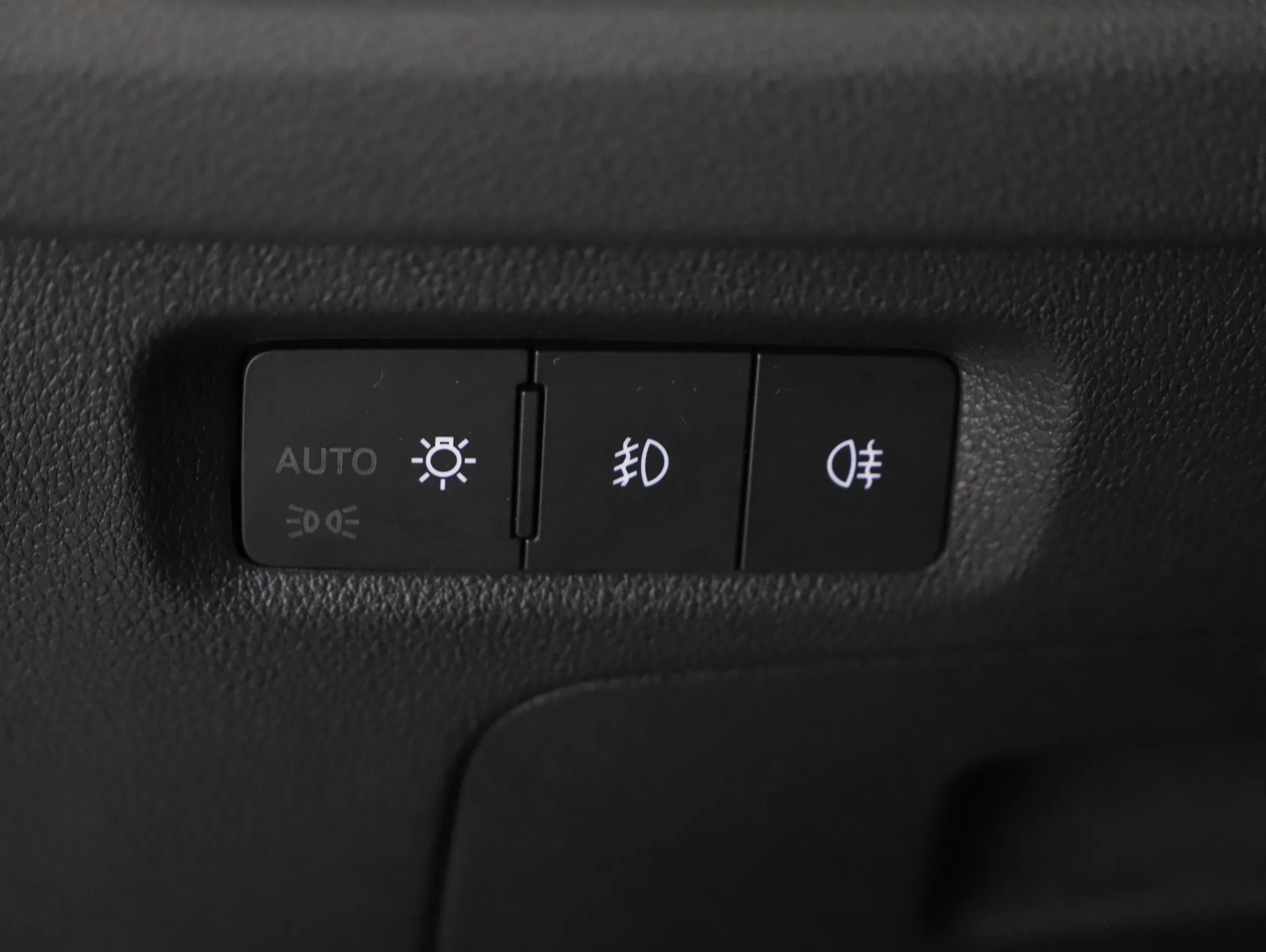 Skoda Octavia Combi 2.0 TDI Ambition | Bild 26 von 31