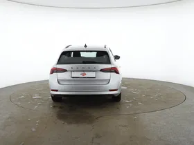 Skoda Octavia Combi 2.0 TDI Ambition | Thumbnail 7 von 31