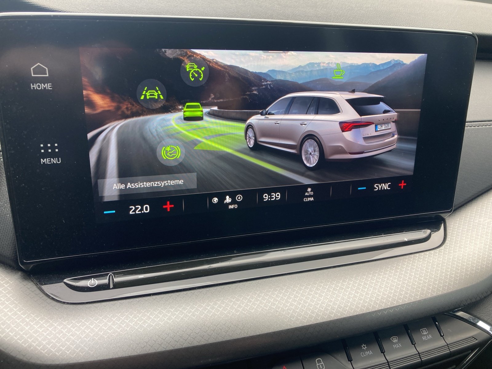 Skoda Octavia Combi 2.0 TDI Ambition | Bild 12 von 21