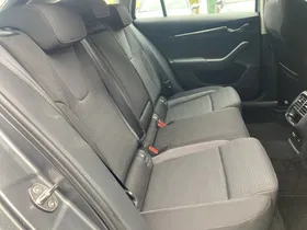 Skoda Octavia Combi 2.0 TDI Ambition | Thumbnail 16 von 21