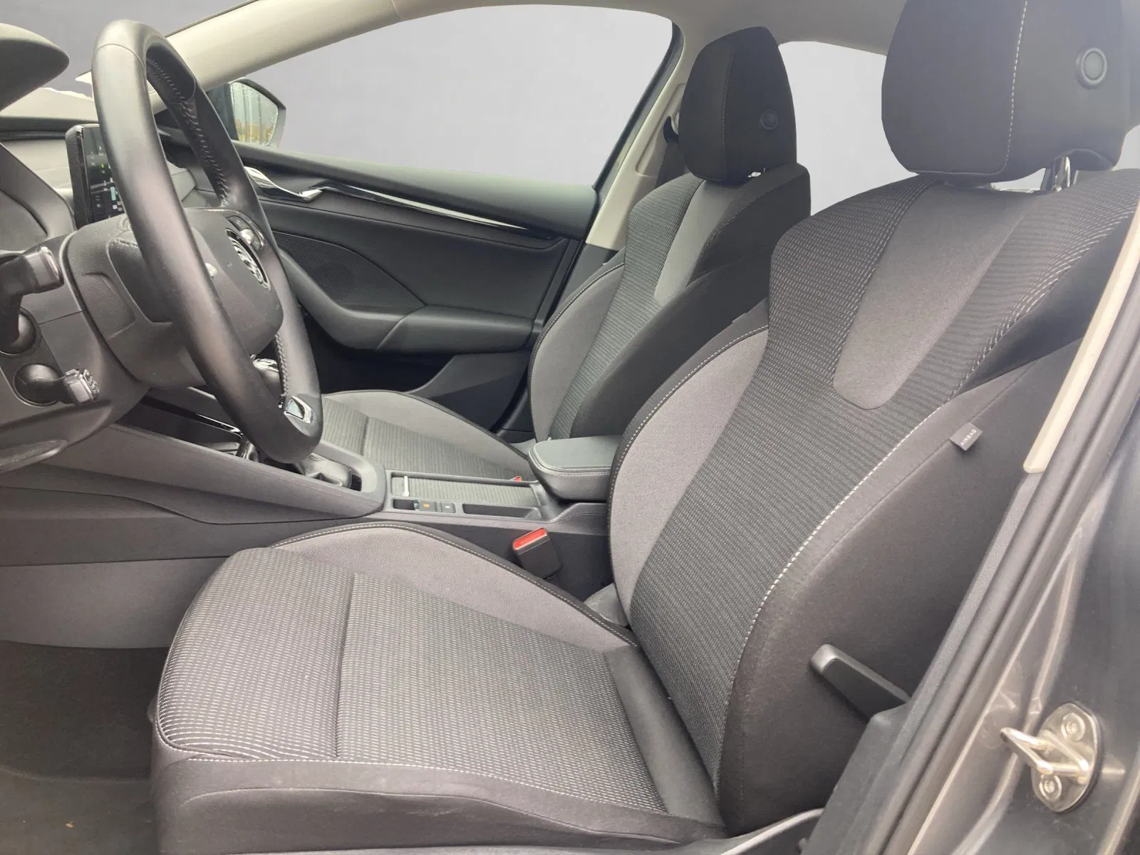 Skoda Octavia Combi 2.0 TDI Ambition | Bild 7 von 21