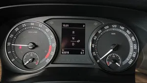 Skoda Octavia Combi 2.0 TDI DSG Ambition | Thumbnail 14 von 22