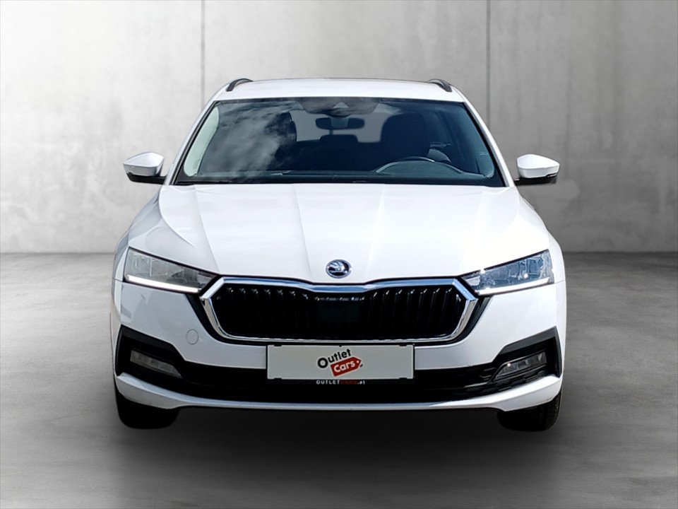 Skoda Octavia Combi 2.0 TDI DSG Ambition | Bild 2 von 22