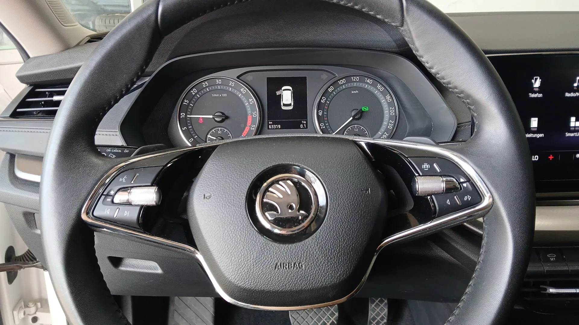 Skoda Octavia Combi 2.0 TDI DSG Ambition | Bild 13 von 22