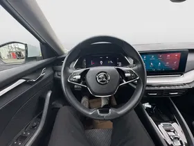 Skoda Octavia Combi 2.0 TDI Ambition | Thumbnail 12 von 24