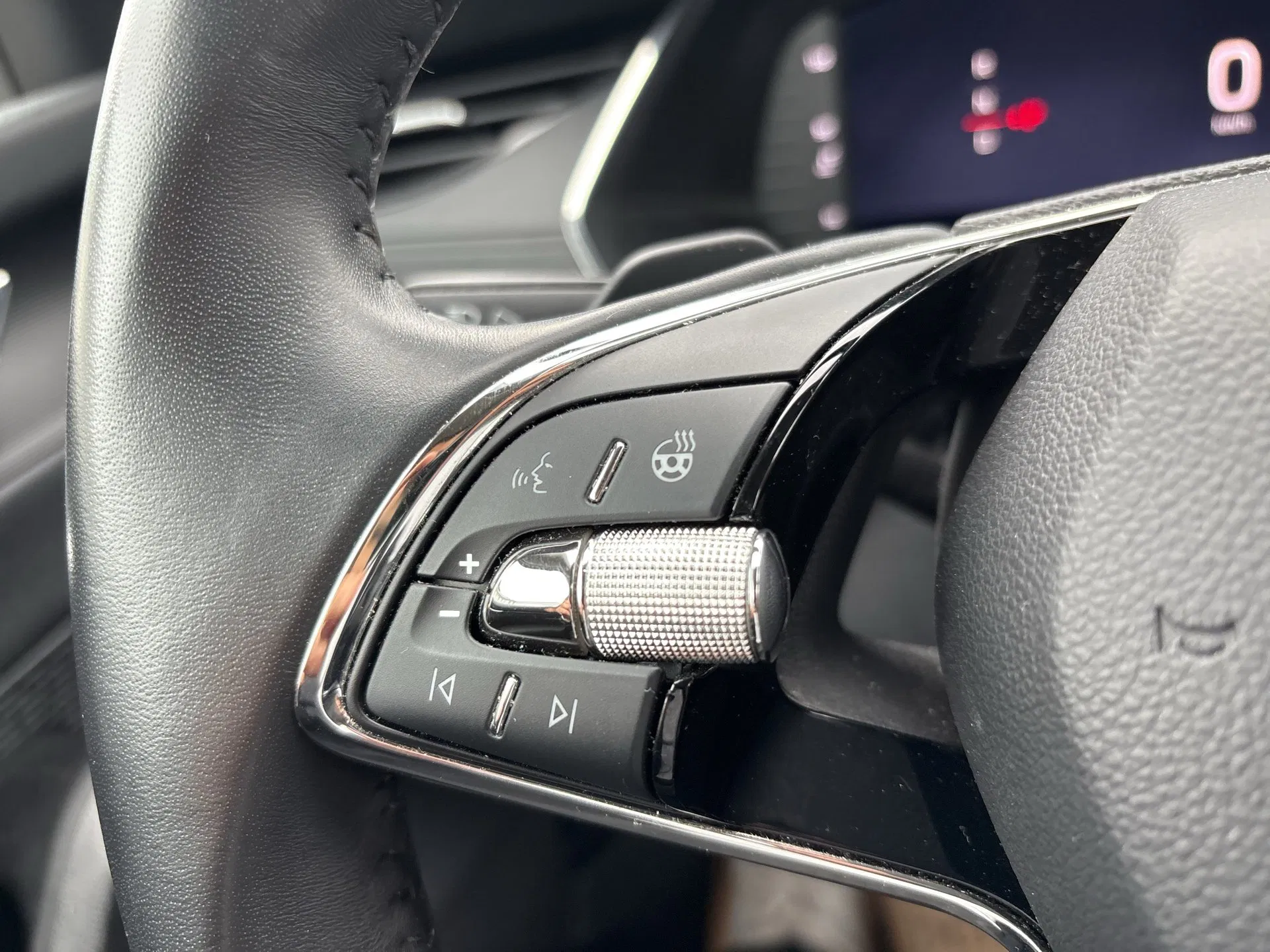 Skoda Octavia Combi 2.0 TDI Ambition | Bild 13 von 24