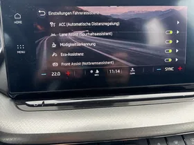 Skoda Octavia Combi 2.0 TDI Ambition | Thumbnail 17 von 24