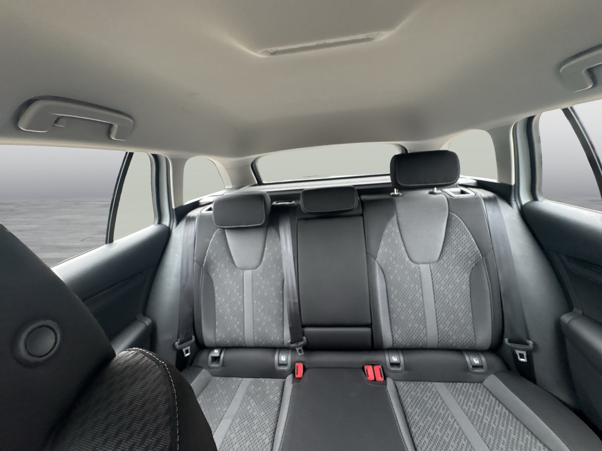 Skoda Octavia Combi 2.0 TDI Ambition | Bild 20 von 24