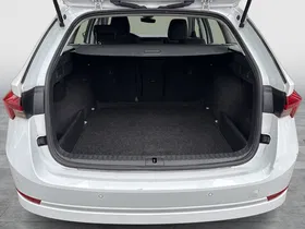 Skoda Octavia Combi 2.0 TDI Ambition | Thumbnail 22 von 24